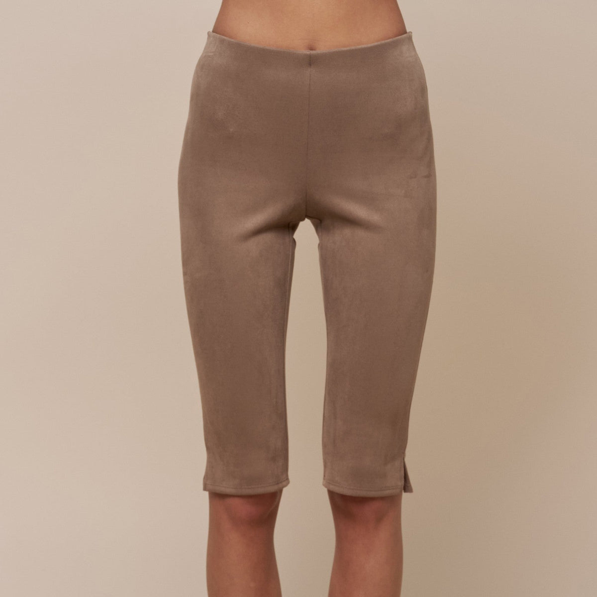Donna Taupe Suede Capri Pants