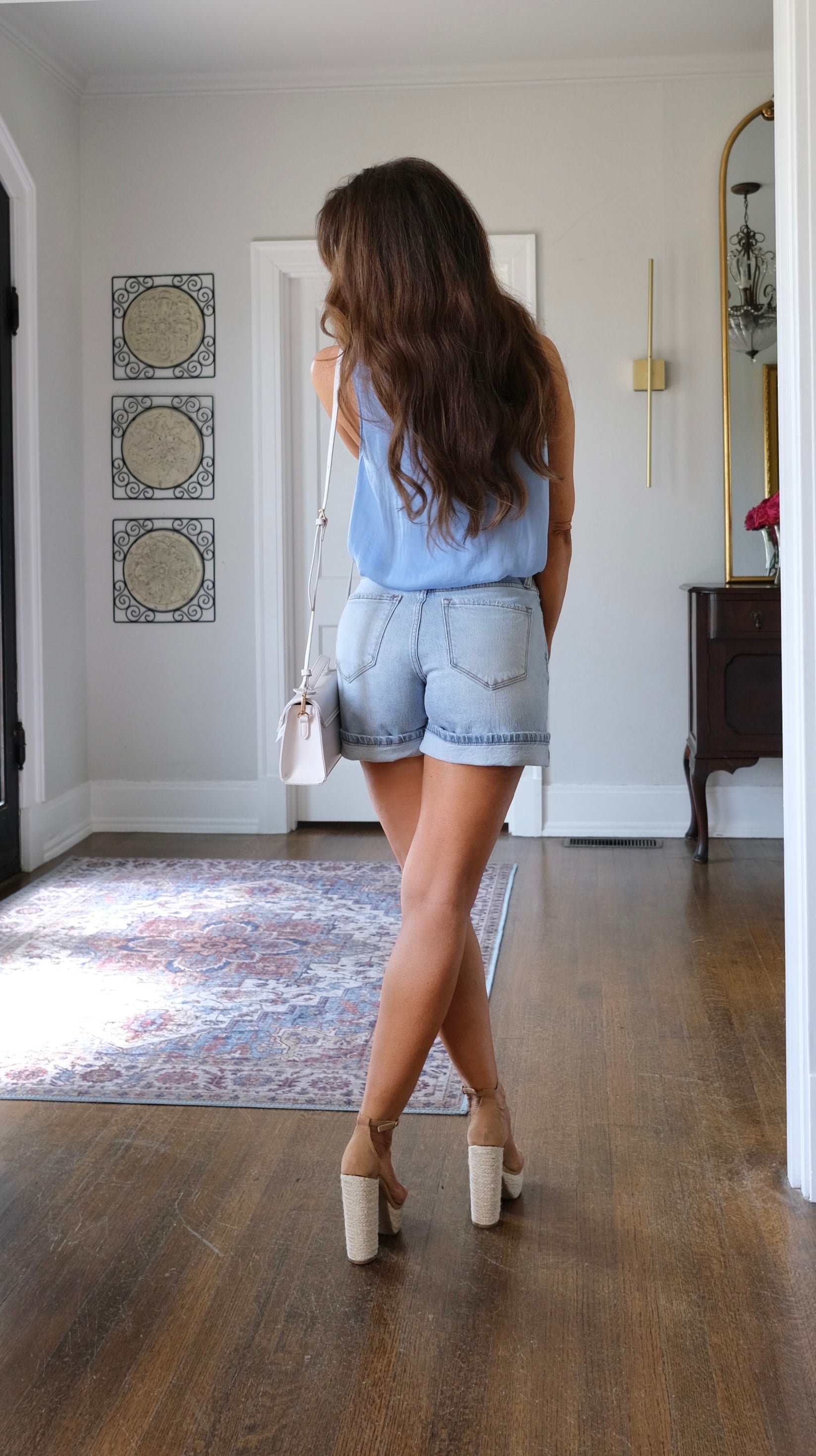 Van light wash cuffed short