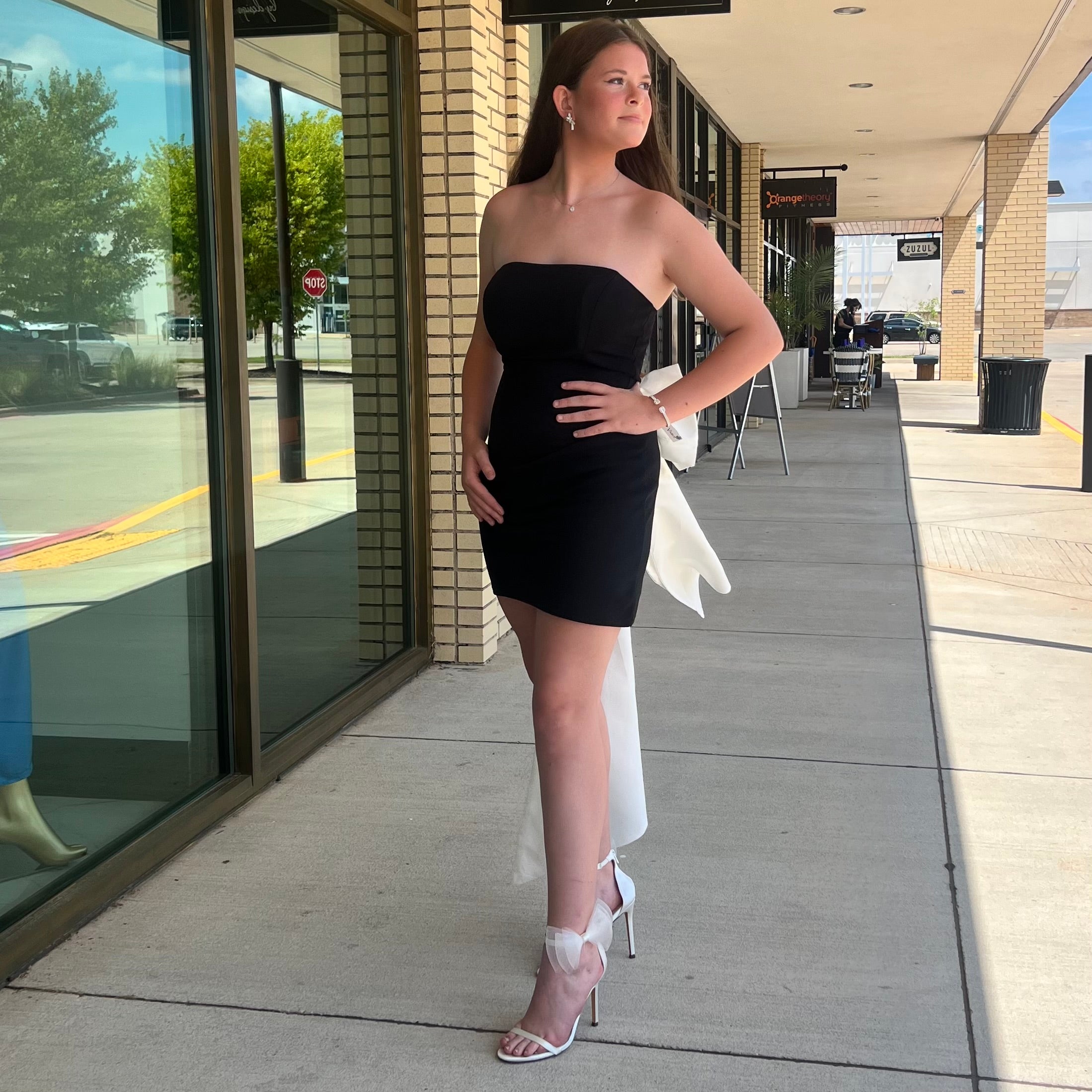 Jillian Black Strapless Mini With White Bow Sash