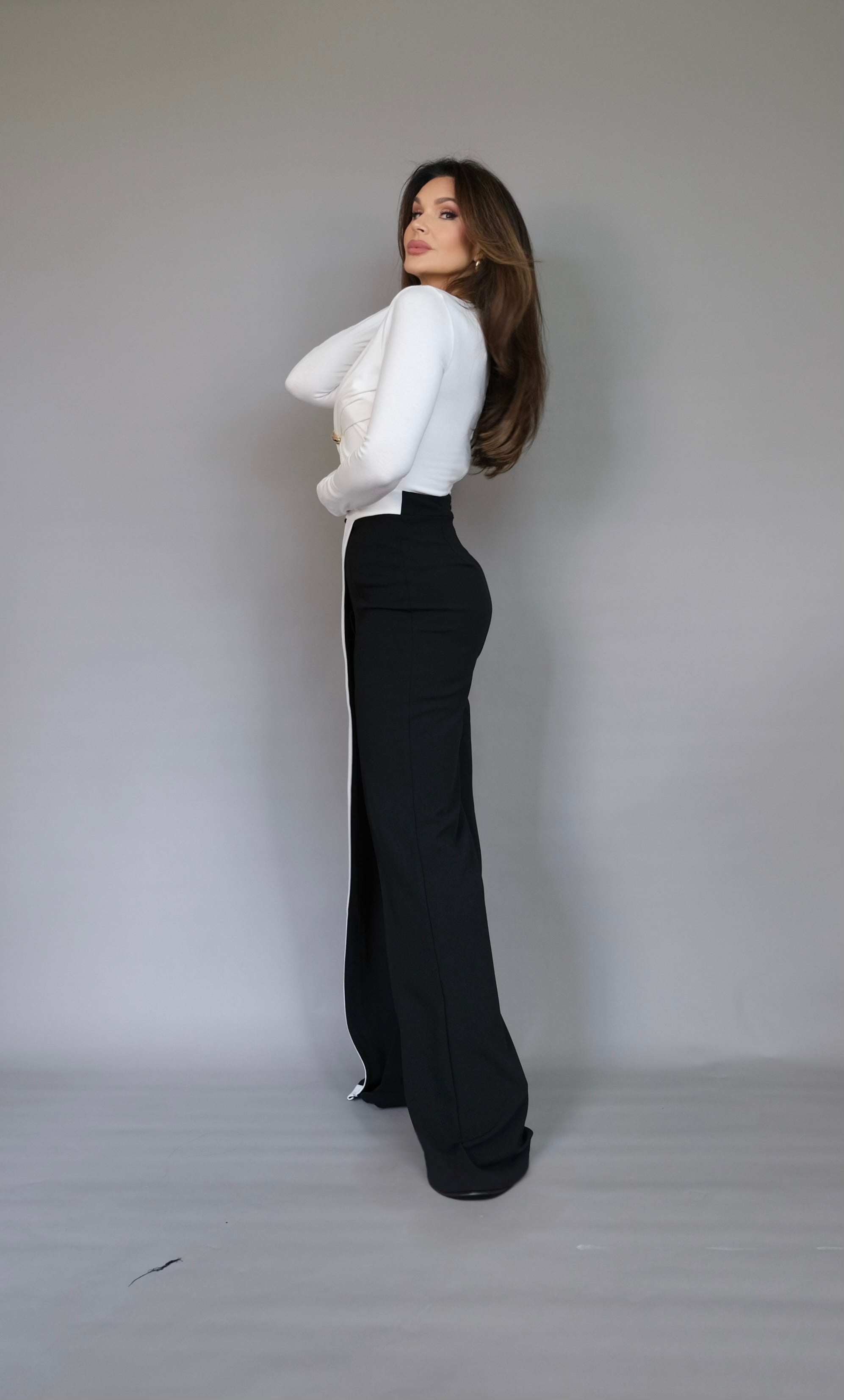 Jenna black and white contrast detail pant