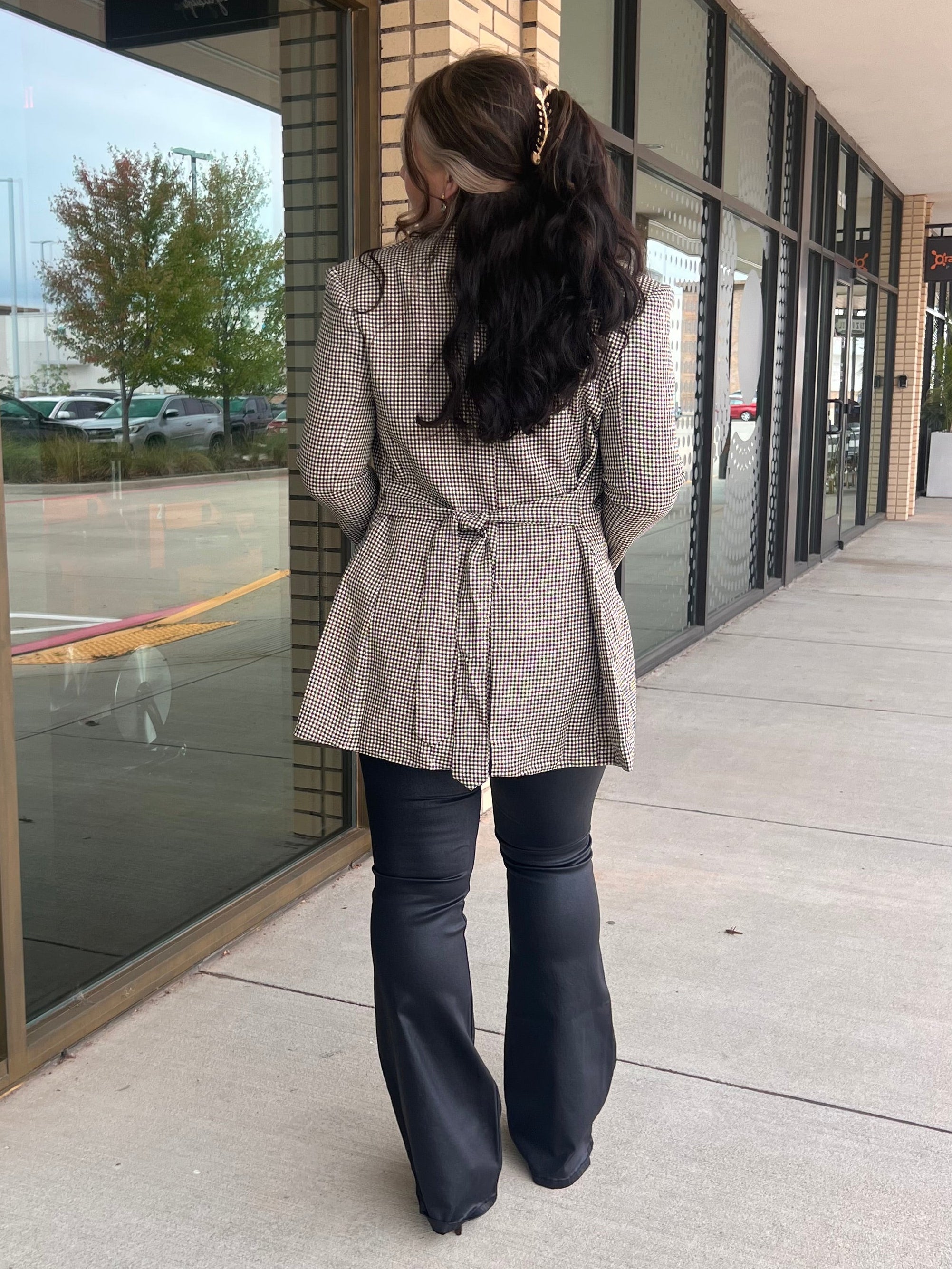 Harold Brown Fitted Houndstooth Blazer With Shoulder Pads