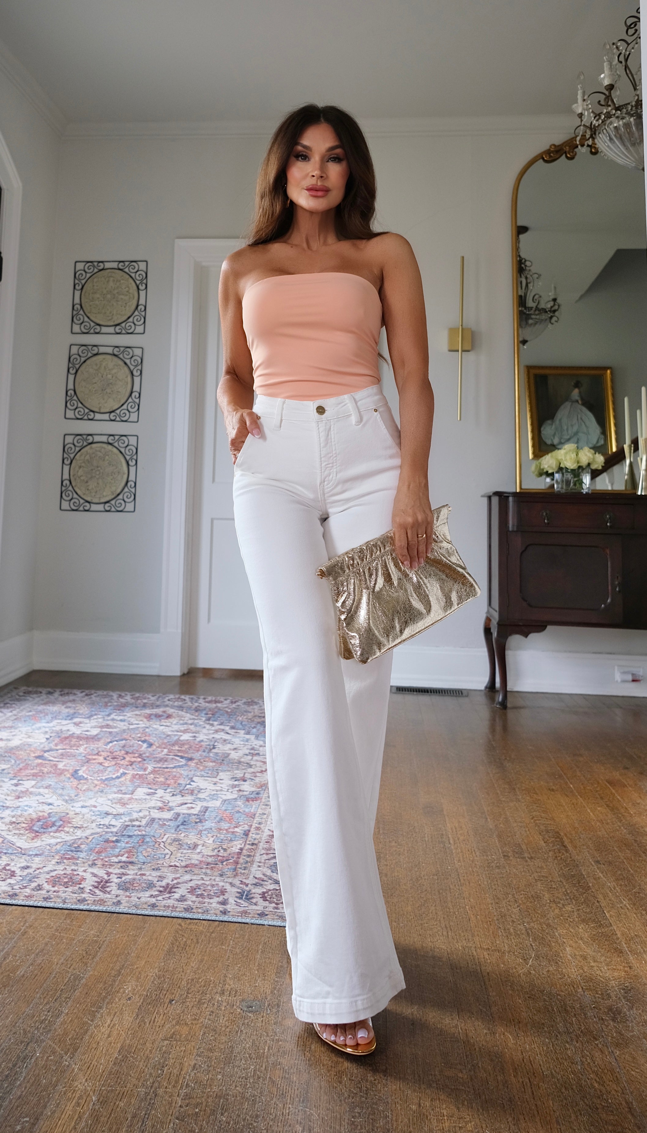 Lady peach strapless bodysuit