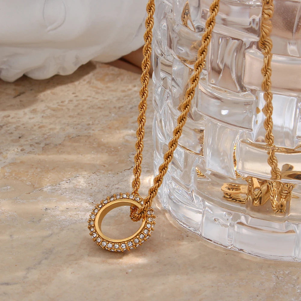 Gold Rope Chain Open Circle Necklace
