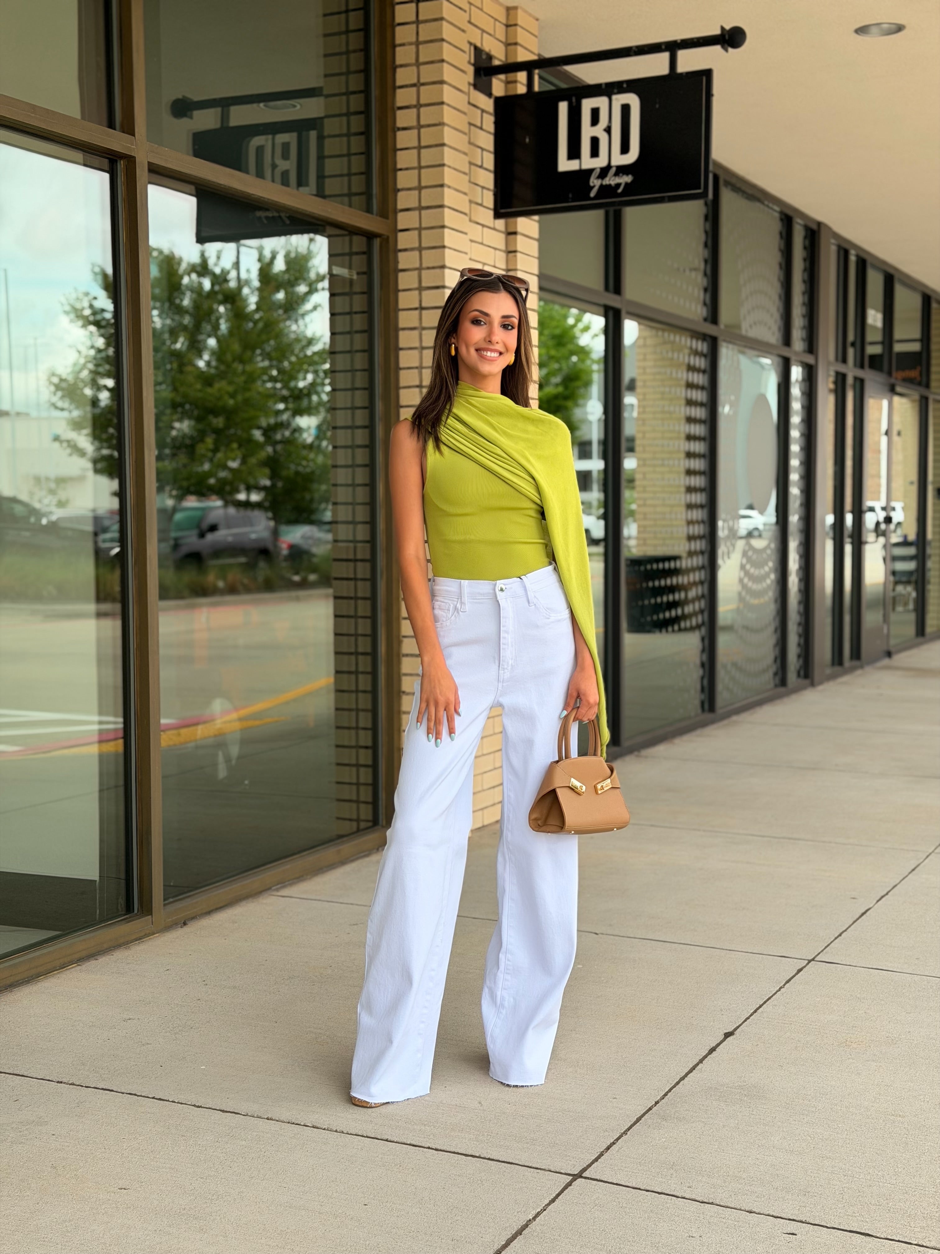 Sarah White Wide Leg High Waist Dad Jean With Raw Hem