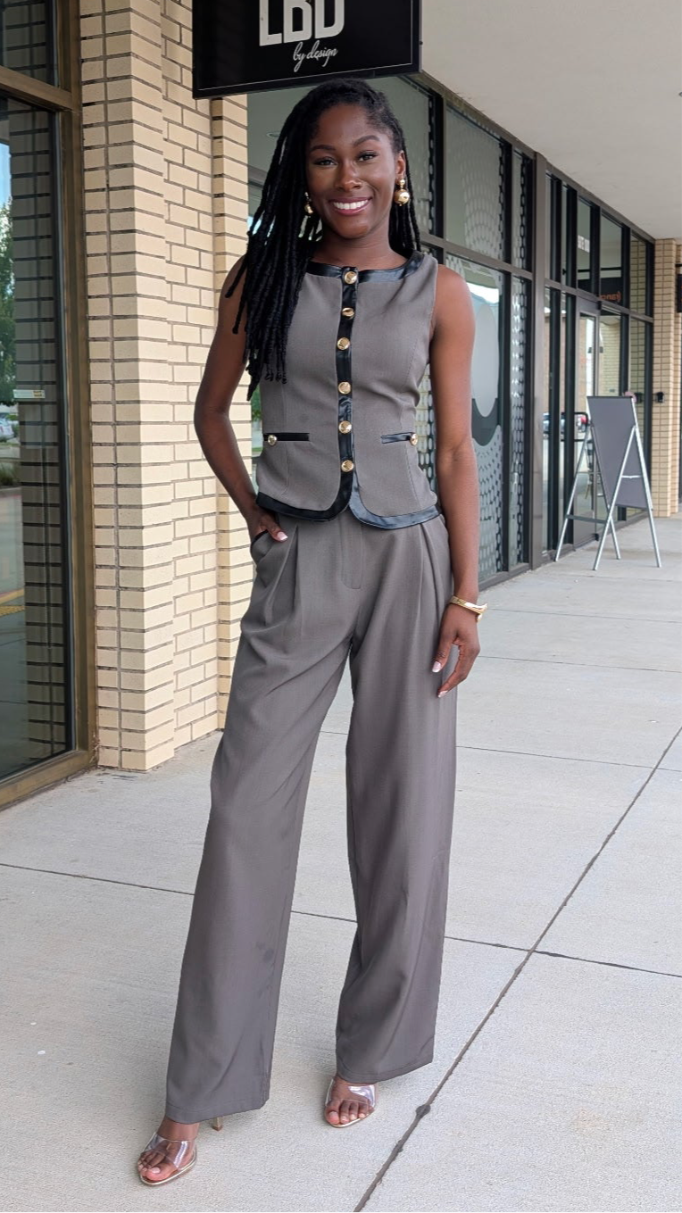 Beth Brisk Brown Pleated Straight Leg Dress Pants With Black Leather Waist Band