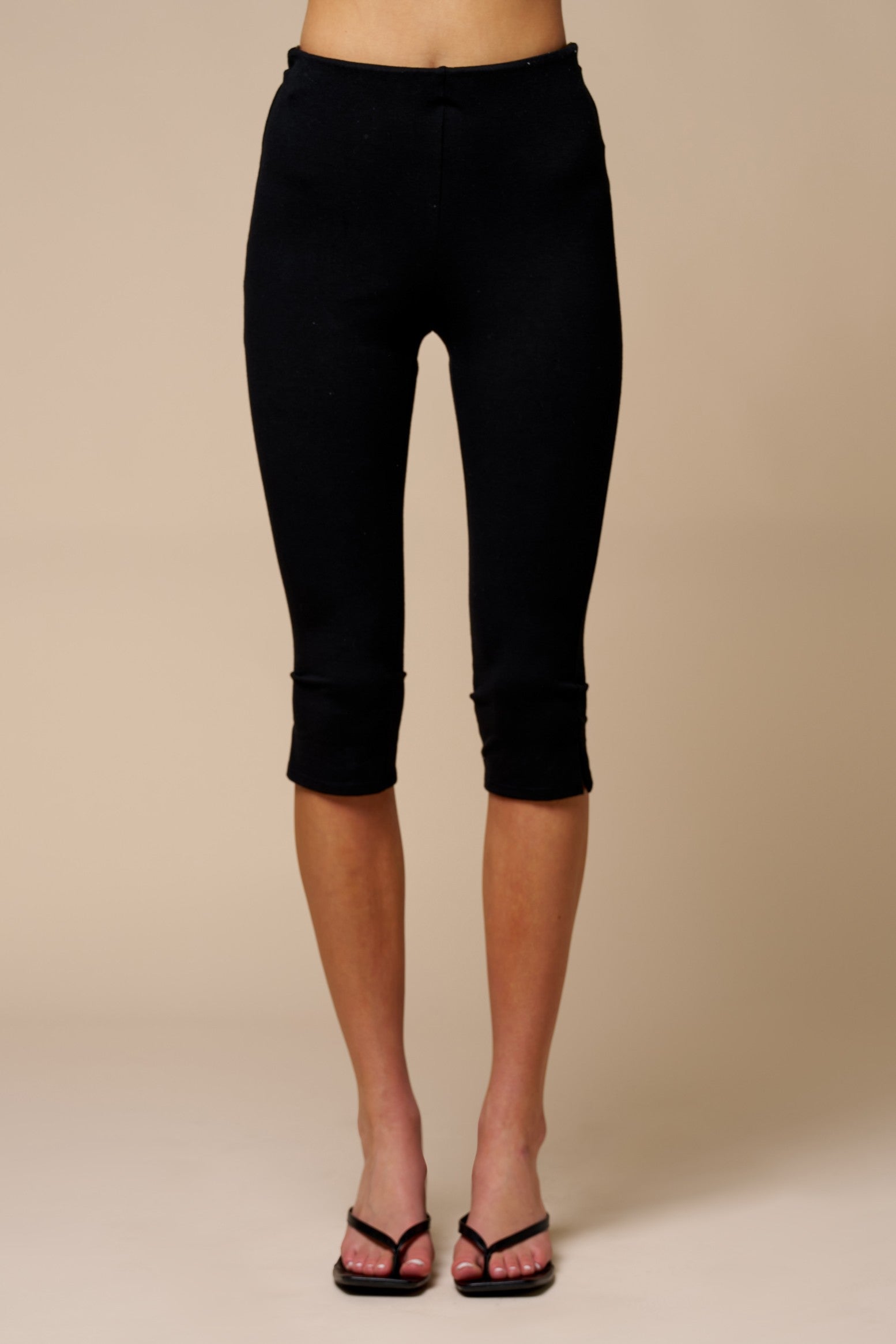 Isla Black Knit Capri Pants