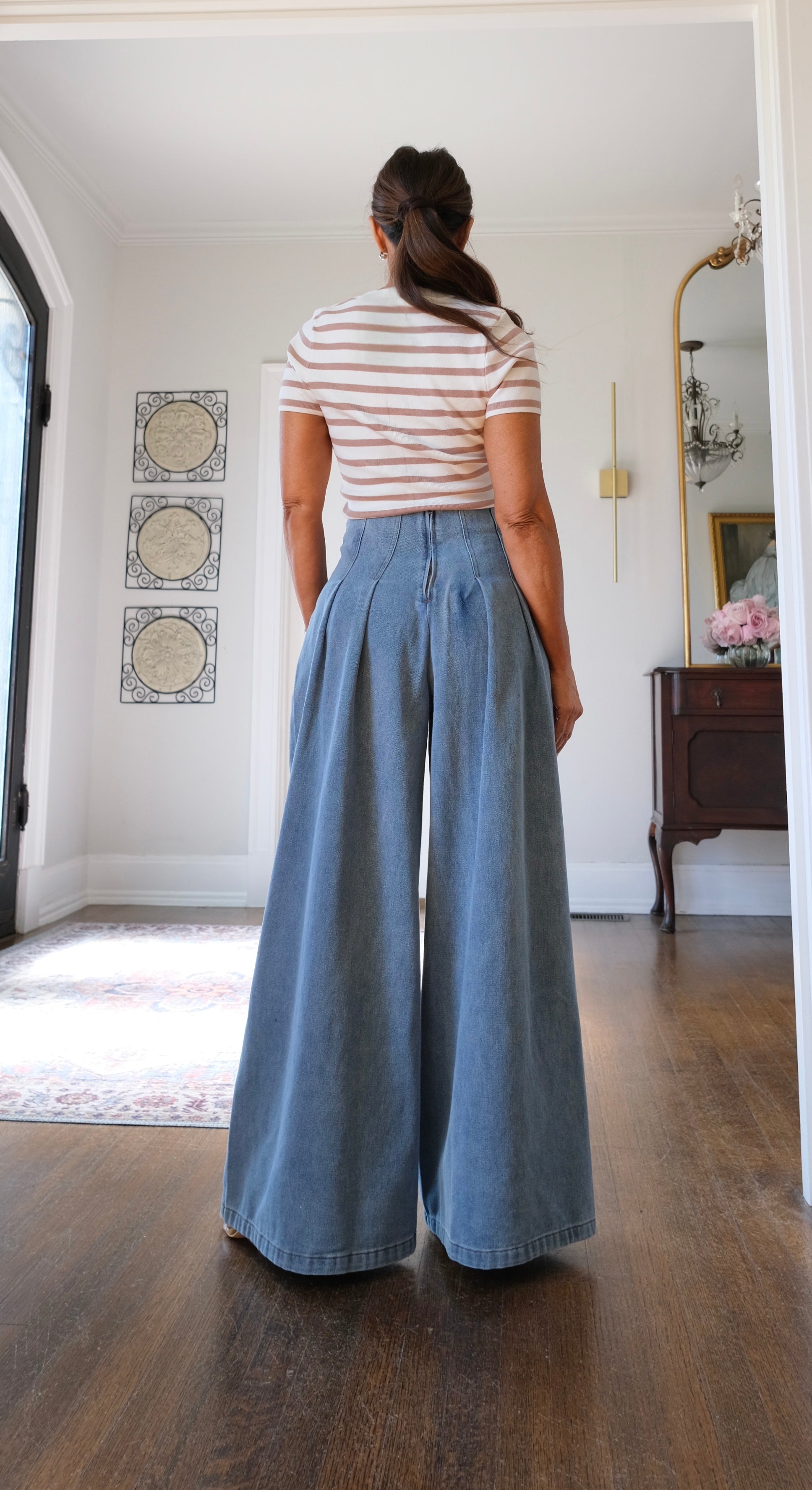 Annie medium wash ultra wide leg pant