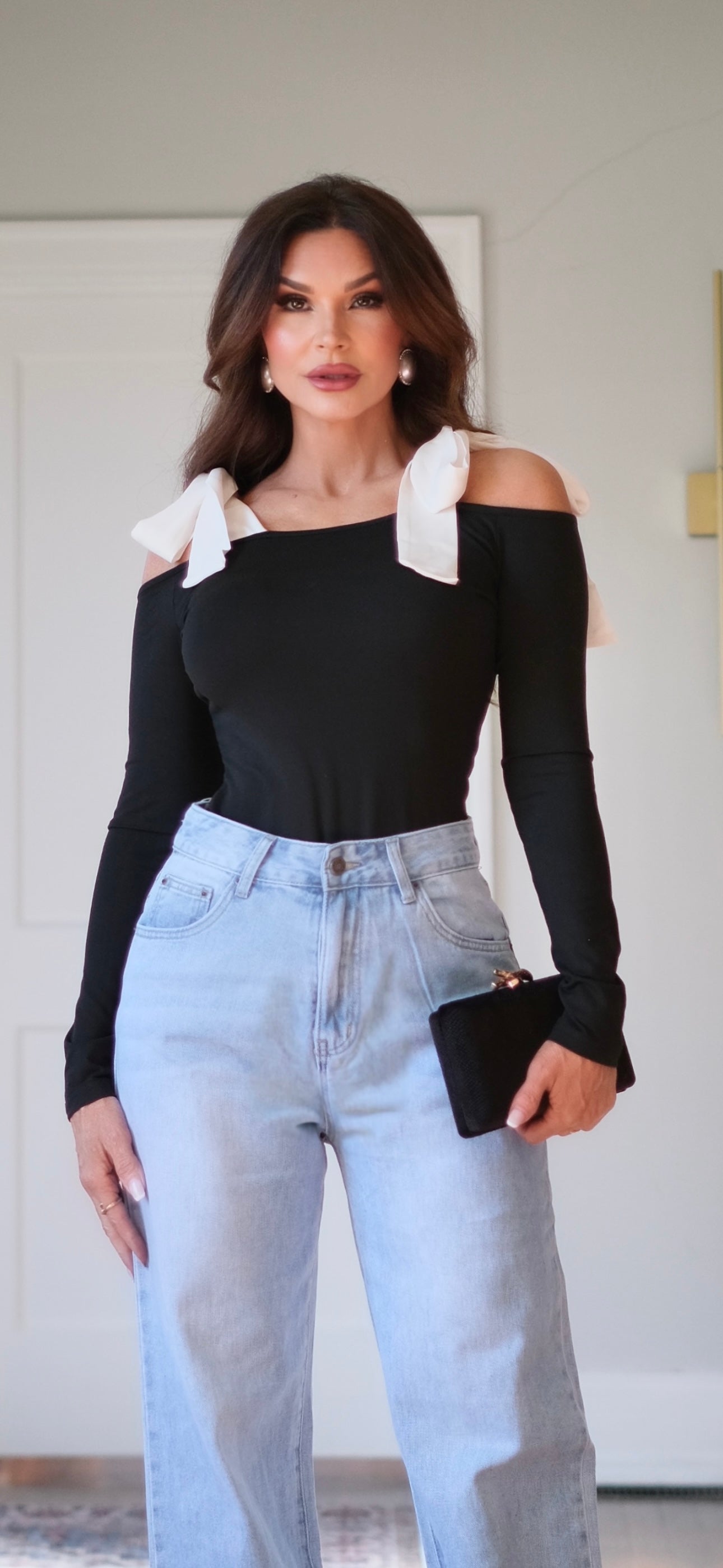 Ellen Black off shoulder top with white shoulder ties