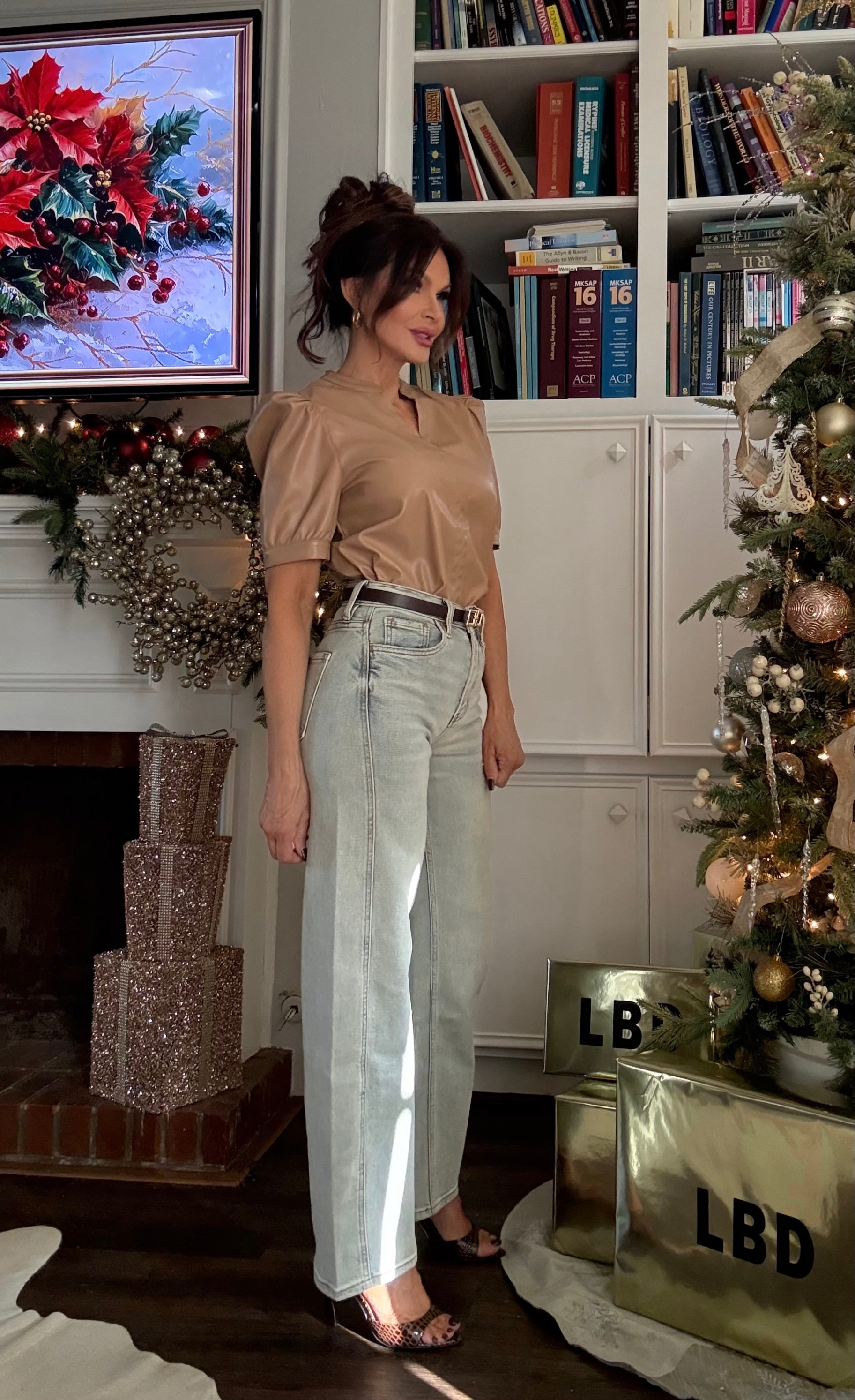 Lottie Tea Wash High Rise Curvy Barrel Jean