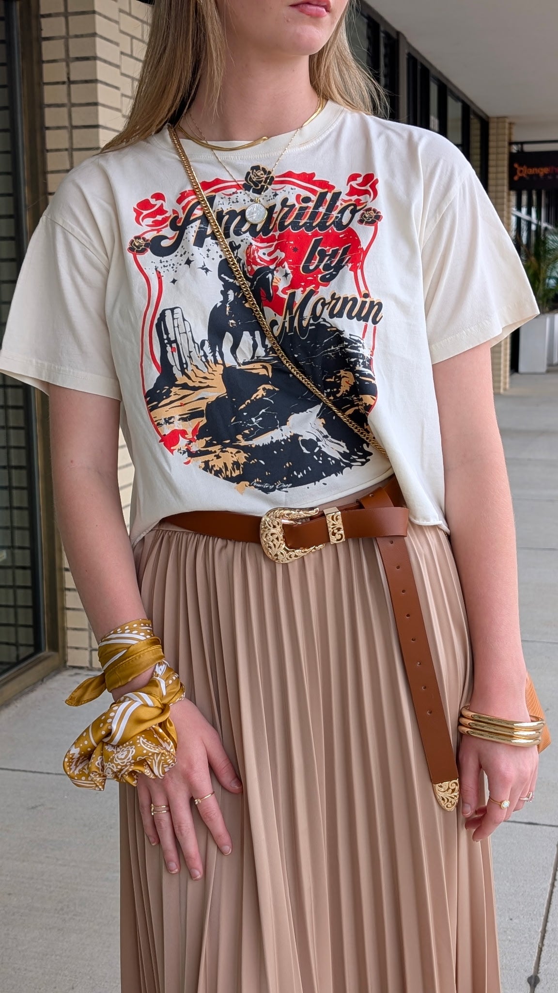 Amarillo vintage natural crop T-shirt