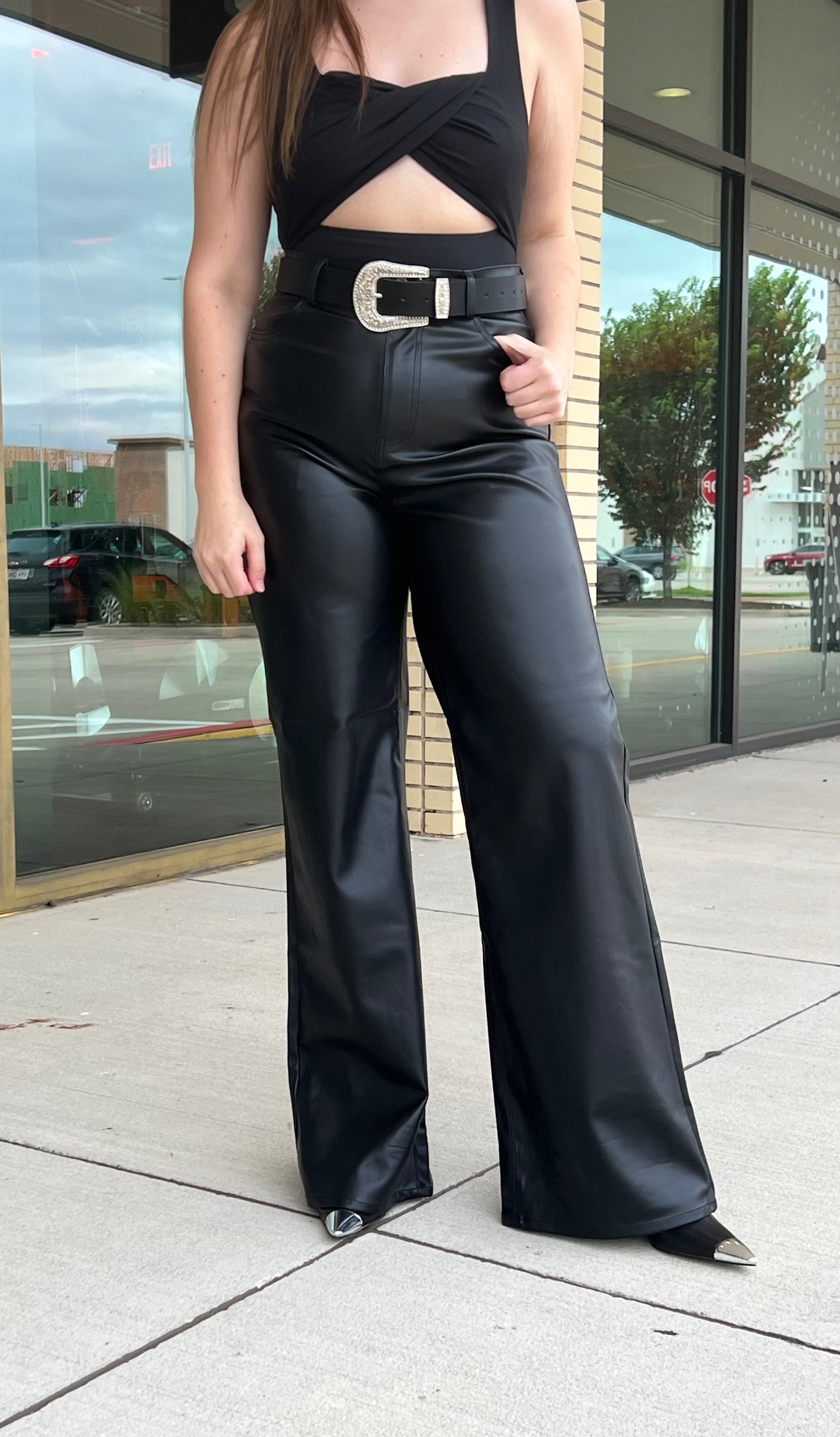 Sari Black Highwaisted Vegan Leather Dad Jean