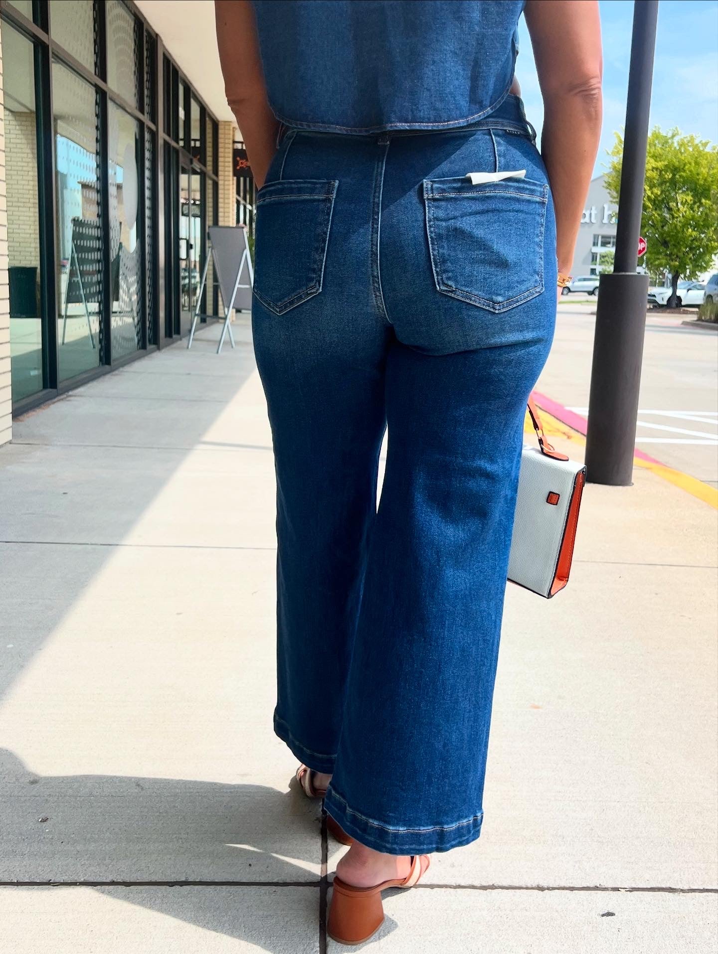 Valaria Dark Wash Wide Leg Crop Jean With Wood Hardware