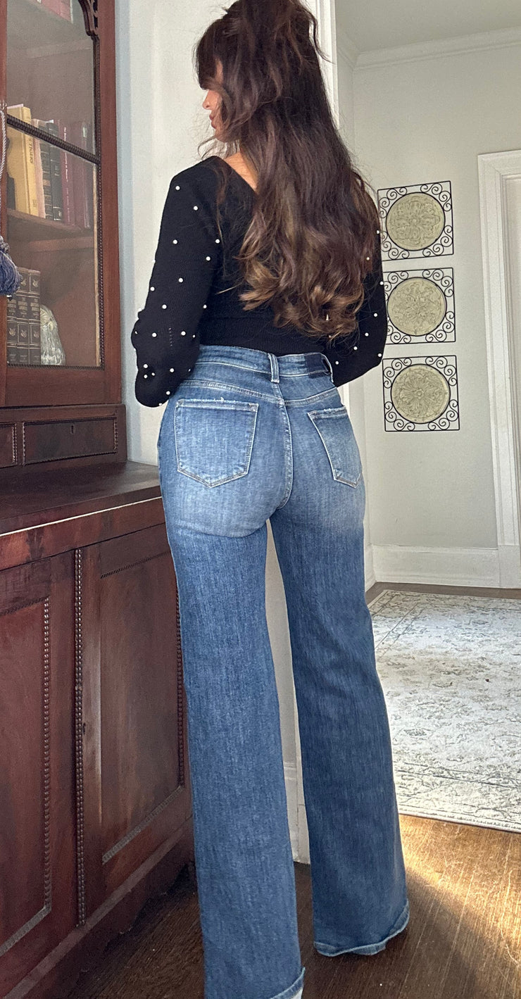 Chrissy Medium Vintage Wash Flap Jeans