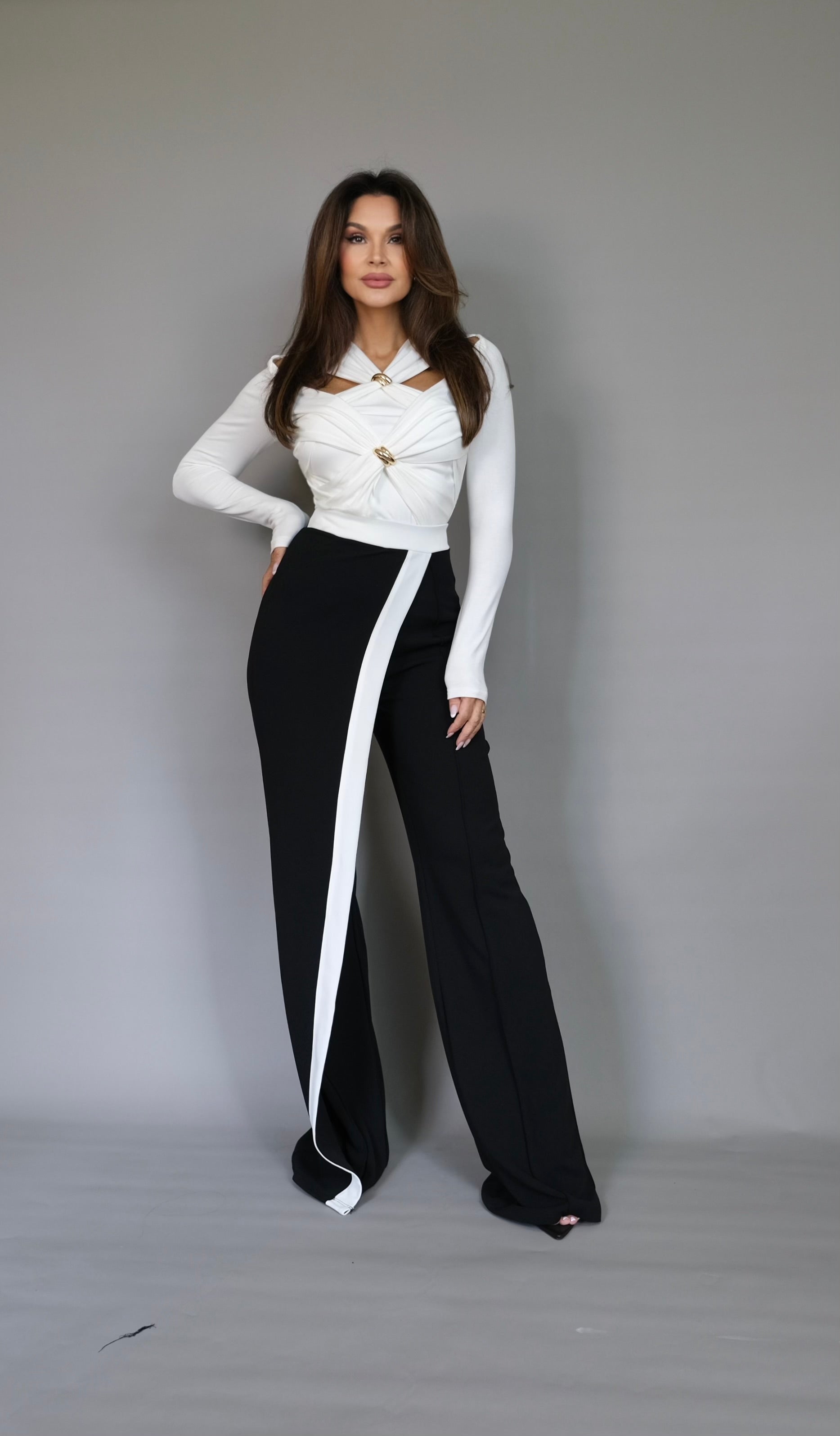 Jenna black and white contrast detail pant
