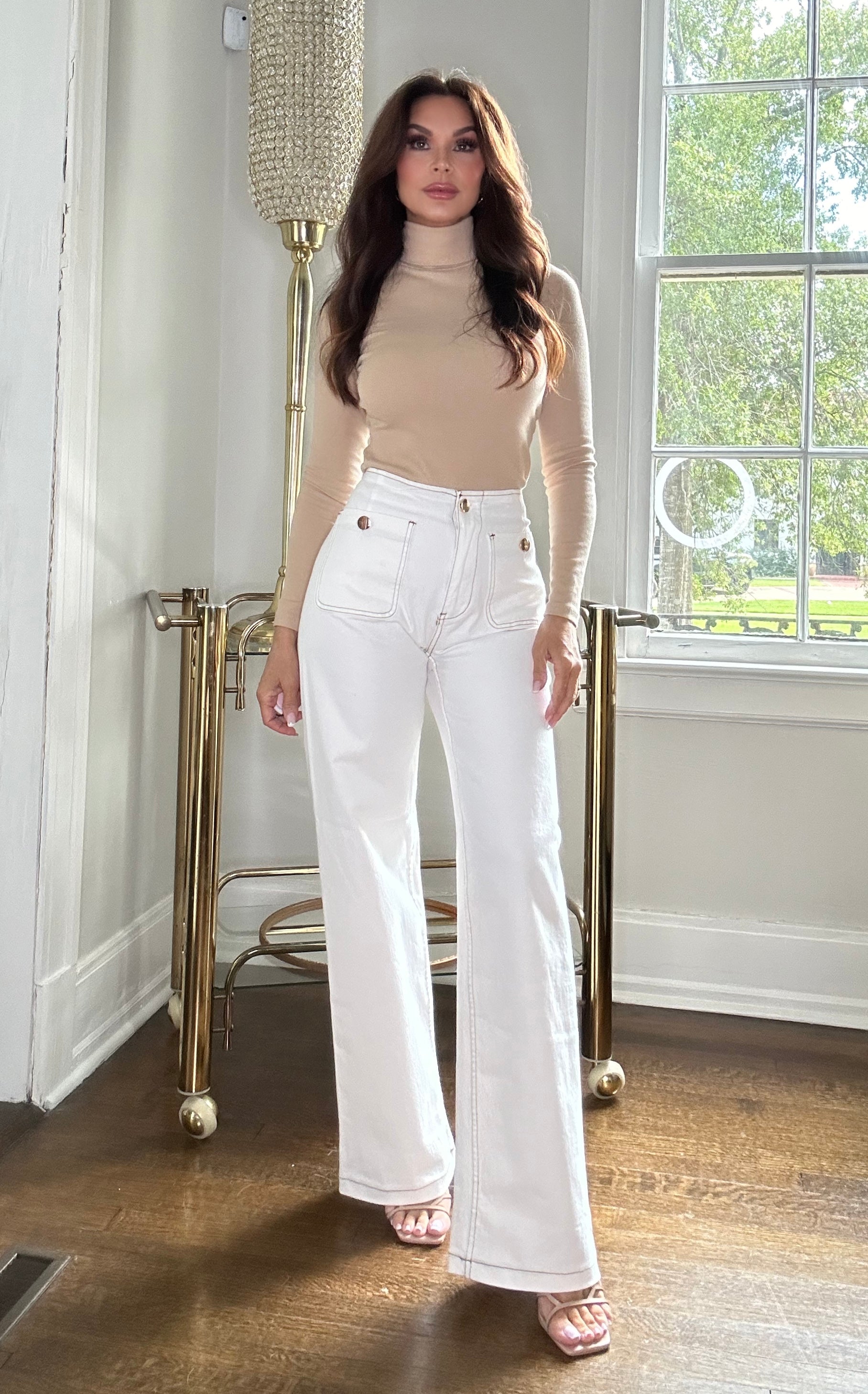 Lenni off white wide leg trouser jean with tan stitched pockets