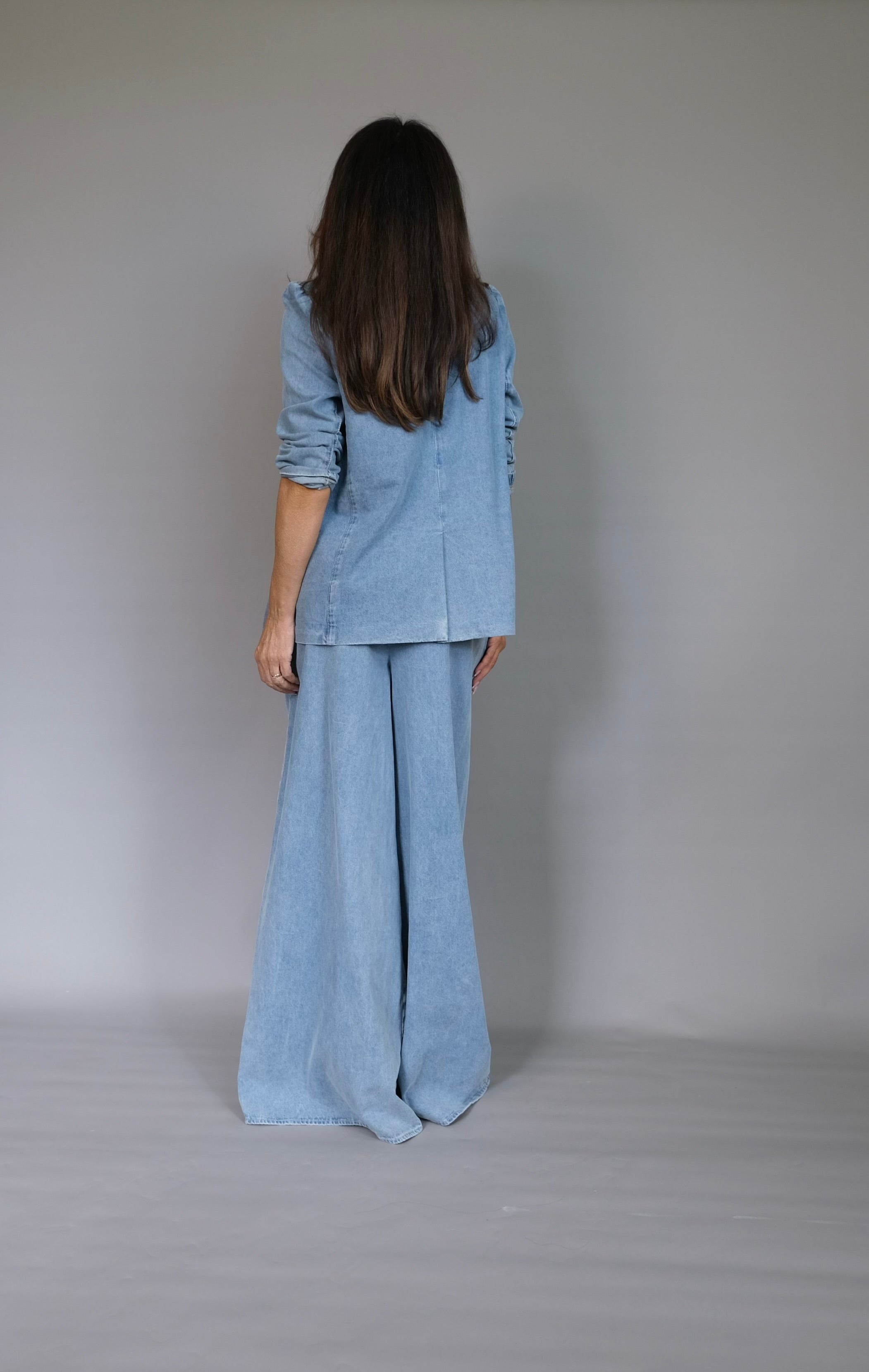 Mindi medium wash denim blazer