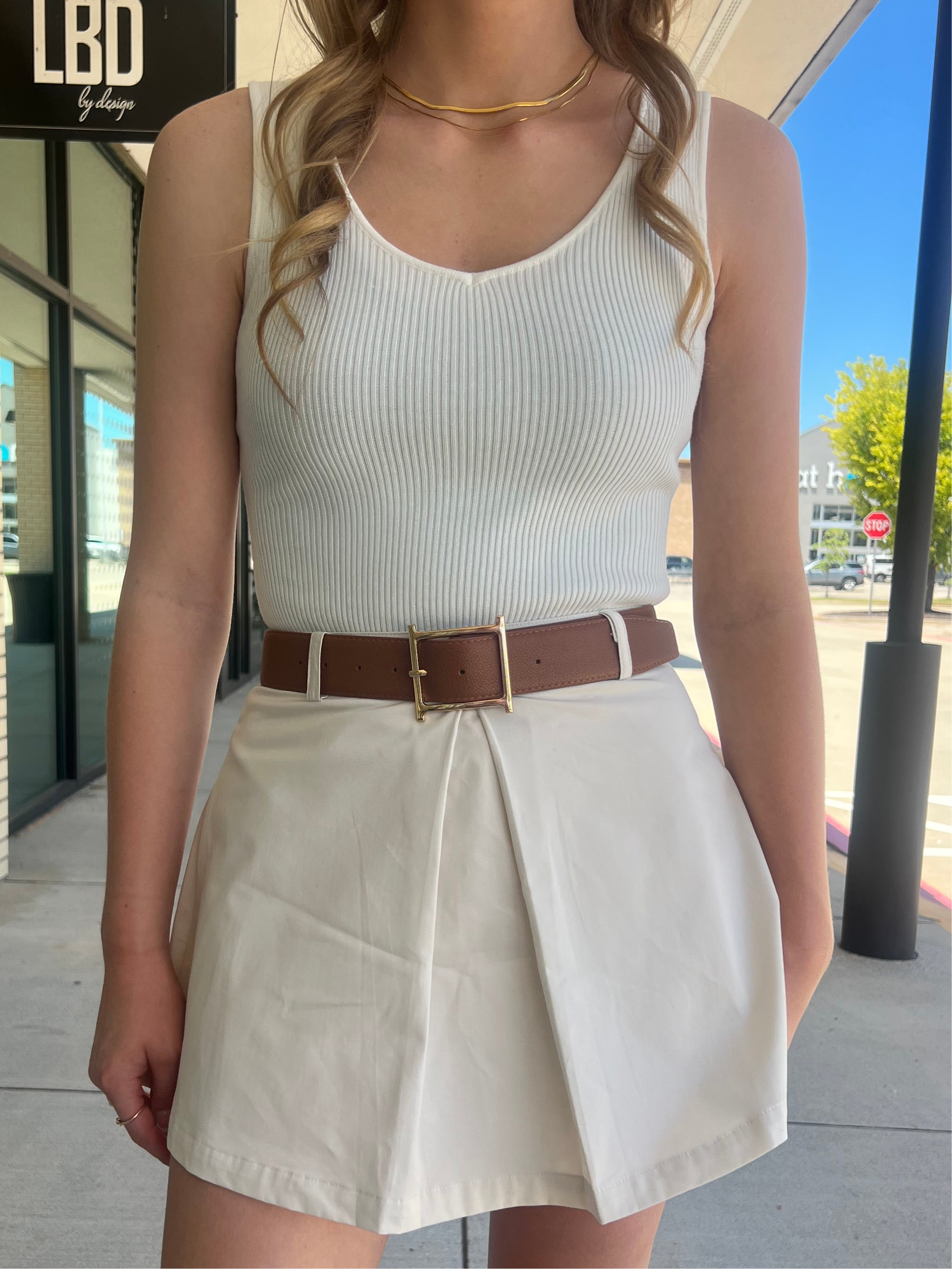 Sofie Ecru Skort With Cognac Belt