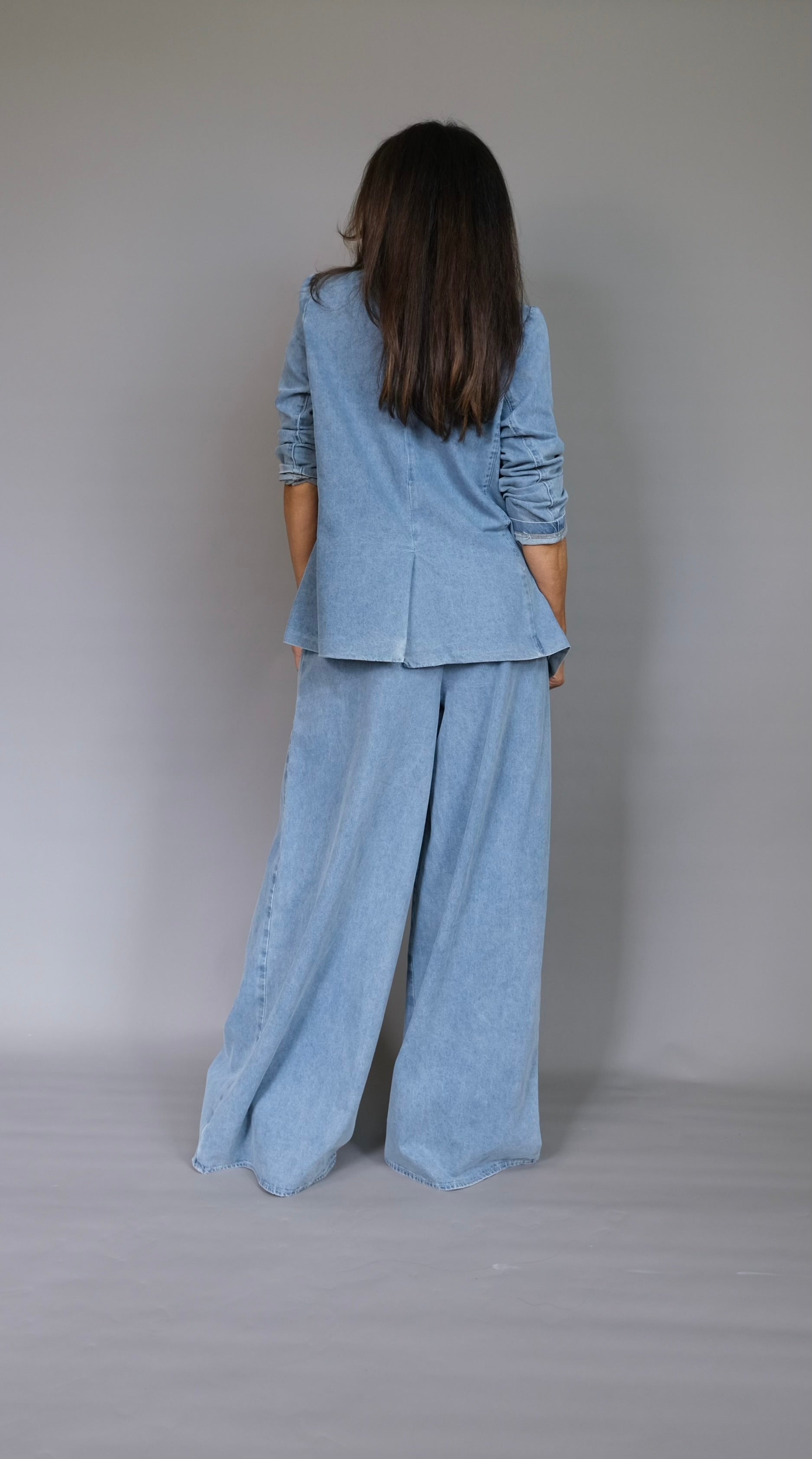 Mindi medium wash denim blazer
