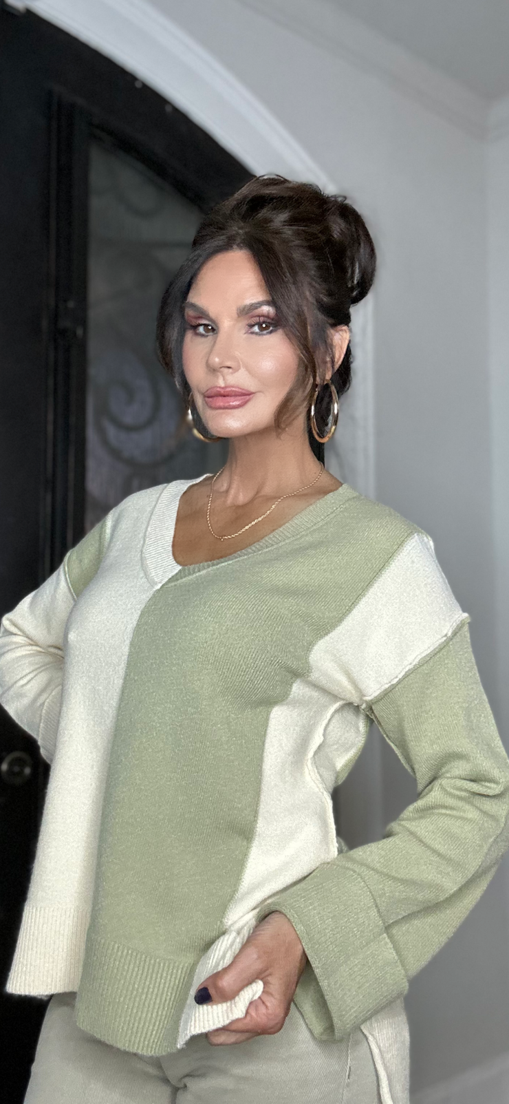 Sandy olive and cream color block v neck sweater