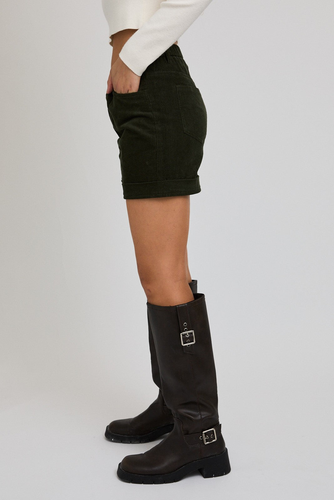 Brien green cuffed corduroy short