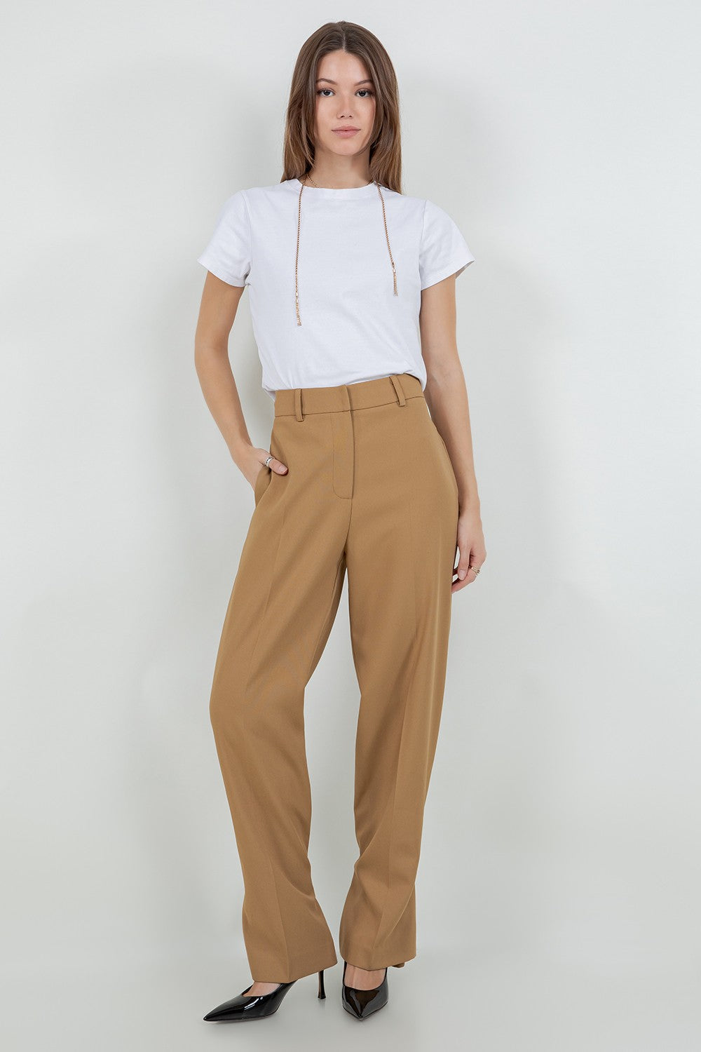 Savannah tan trouser with leg opening adjusters